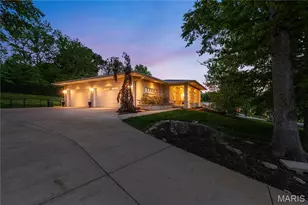 15 Summerhill Ln, Town and Country, MO 63017 - Photo 4