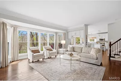 16917 Crystal Springs Drive, Chesterfield, MO 63005 - Photo 2