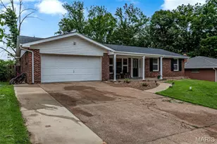 1117 Hawkstone Ln, Saint Louis, MO 63125 - Photo 32