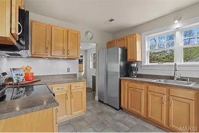 662 Fairview Avenue, Webster Groves, MO 63119 - Photo 12