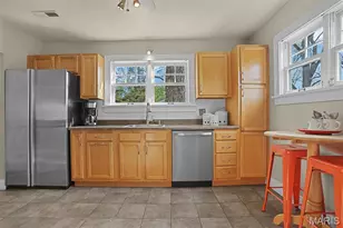 662 Fairview Ave, Webster Groves, MO 63119 - Photo 10