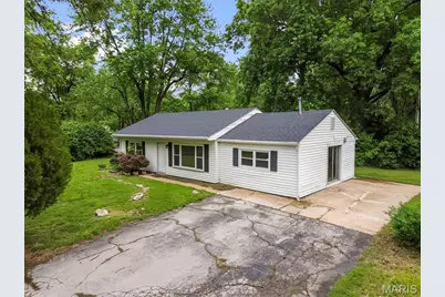 11920 Bridgevale Avenue, Saint Louis, MO 63138 - Photo 1