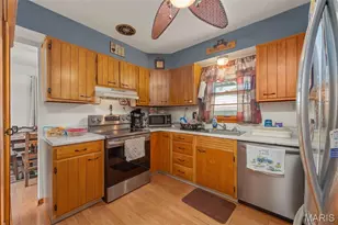 10835 Mallory Dr, Saint Louis, MO 63123 - Photo 12