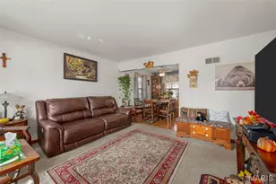 10835 Mallory Dr, Saint Louis, MO 63123 - Photo 6