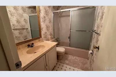 621 Claymont Estates Drive, Chesterfield, MO 63017 - Photo 28