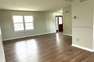 729 N Yosemite Ct, Saint Peters, MO 63376 - Photo 10