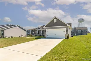 1588 Misty River Dr, Saint Paul, MO 63366 - Photo 2