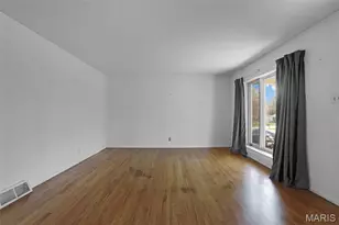 332 Providence Rd, Ballwin, MO 63011 - Photo 10