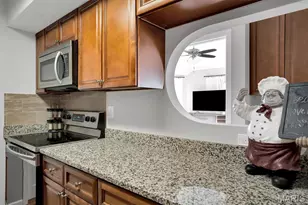 338 Shirley Ridge Dr, Saint Charles, MO 63304 - Photo 6