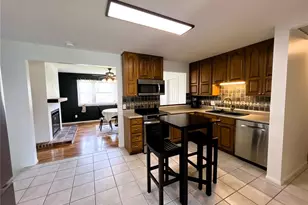 2021 Gladiator Dr, Fenton, MO 63026 - Photo 4