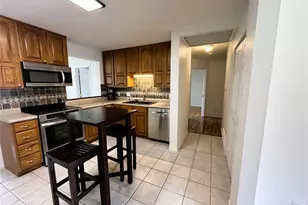 2021 Gladiator Dr, Fenton, MO 63026 - Photo 8