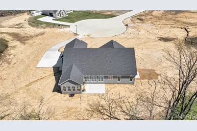 300 Schaper Estates Xing, Foristell, MO 63348 - Photo 4