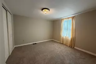 3533 Dixie Dr, Saint Ann, MO 63074 - Photo 12