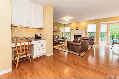 543 Coachgate Court, Ballwin, MO 63021 - Photo 6