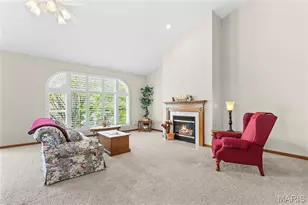 2915 Mac Arthur Dr, Saint Charles, MO 63301 - Photo 10