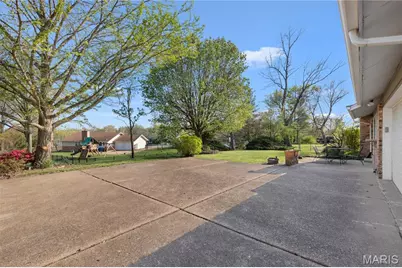 606 Rue Montand Drive, Ballwin, MO 63011 - Photo 18