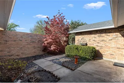 606 Rue Montand Drive, Ballwin, MO 63011 - Photo 22