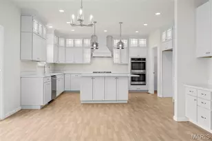 1024 Miremont Dr, Saint Louis, MO 63011 - Photo 6