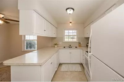 11816 Cresta Verde Drive #D, Saint Louis, MO 63146 - Photo 12