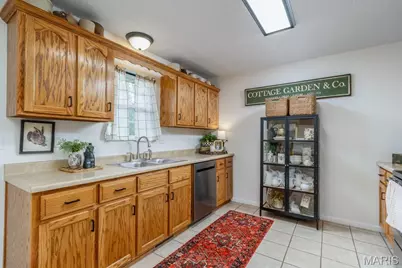 1305 Jessalinn Drive, Lebanon, MO 65536 - Photo 6