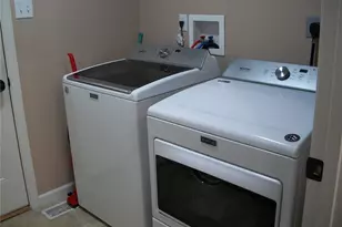 2404 Andrea Crest Dr, Washington, MO 63090 - Photo 10