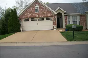 2404 Andrea Crest Dr, Washington, MO 63090 - Photo 2