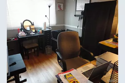 2240 Windsor Drive, Saint Louis, MO 63033 - Photo 10