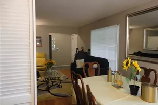 2240 Windsor Dr, Saint Louis, MO 63033 - Photo 18