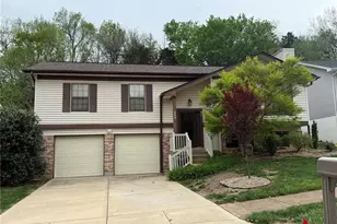 559 Vernal Hill Ct, Ballwin, MO 63021 - Photo 1