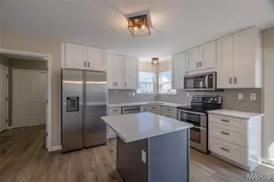 1061 Dardenne Woods Dr, Dardenne Prairie, MO 63368 - Photo 12