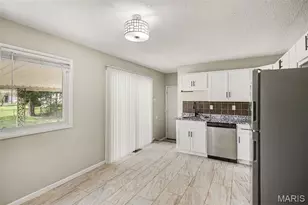1180 Kostka Ln, Florissant, MO 63031 - Photo 4