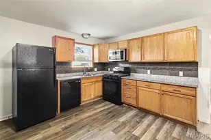 1845 Violet Dr, Florissant, MO 63031 - Photo 8