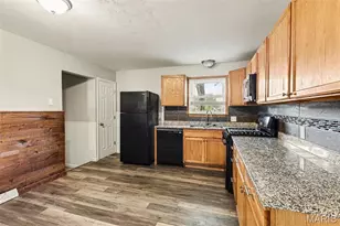 1845 Violet Dr, Florissant, MO 63031 - Photo 6