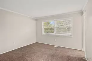 2675 Narraganset Dr, Florissant, MO 63033 - Photo 8