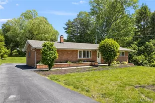 12350 Centerbrook Dr, Black Jack, MO 63033 - Photo 2