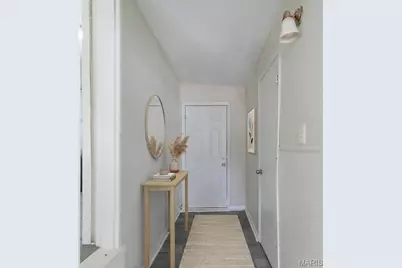 445 Plaza Avenue, Ferguson, MO 63135 - Photo 2