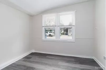 445 Plaza Avenue, Ferguson, MO 63135 - Photo 16