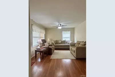 409 W James Avenue, Cuba, MO 65453 - Photo 2