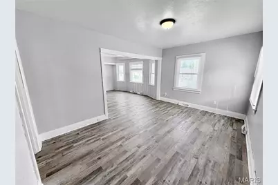 1007 Fulton Avenue, Hannibal, MO 63401 - Photo 2