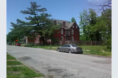 3237 Barrett Street, Saint Louis, MO 63107 - Photo 2