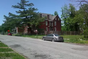 3237 Barrett St, Saint Louis, MO 63107 - Photo 2