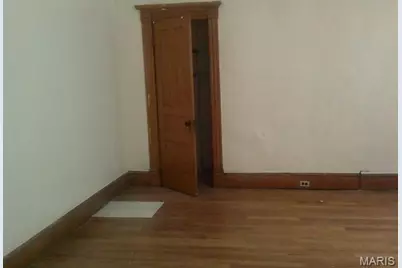 3237 Barrett Street, Saint Louis, MO 63107 - Photo 12