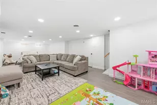 836 Rainbow Dr, Saint Louis, MO 63125 - Photo 26