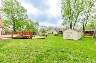 910 Center St, Warrenton, MO 63383 - Photo 22