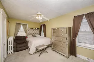 6775 Chamberlain Ave, University City, MO 63130 - Photo 24