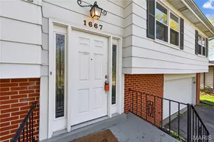 1667 Bronco Ln, Saint Louis, MO 63146 - Photo 4