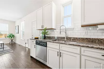 3520 Canal Street, Saint Charles, MO 63301 - Photo 14