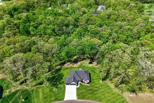 156 Eagle Frk Dr, Moscow Mills, MO 63362 - Photo 2