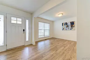 732 Fox Creek Dr, Fenton, MO 63026 - Photo 2