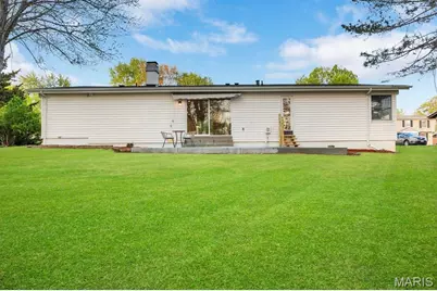 17 Atwood Drive, Saint Peters, MO 63376 - Photo 32